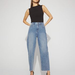 Petite Extra High-Rise Barrel Jean