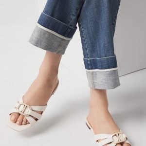 Mother of Pearl Flat