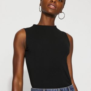 WHBM FORME™ All Ways Stretch High-Crewneck Tank Top